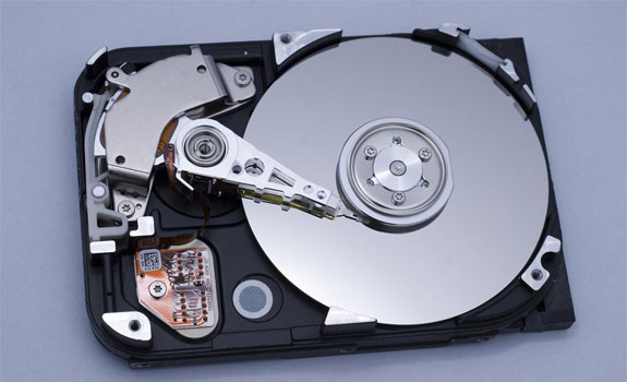 哪些原因会导致硬盘的磁头损坏?
